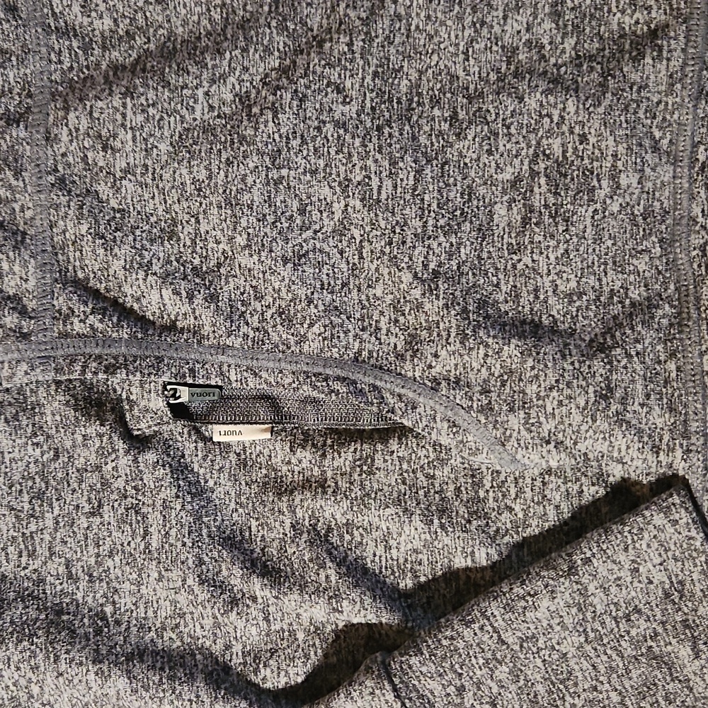 🆕 Vuori Halo Performance Hoodie 2.0 in Heather Grey Size L - Picture 3 of 6